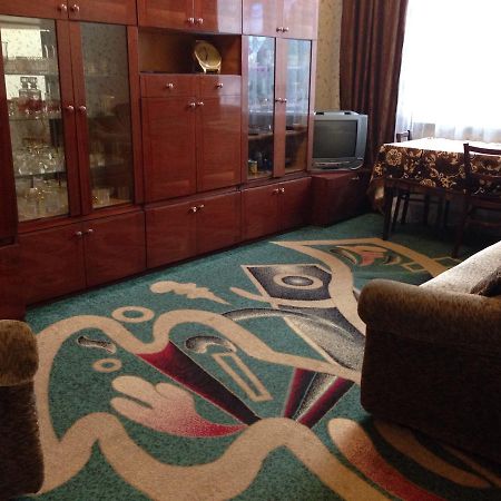 Уютная Двухкомнатная Квартира Umanʼ Extérieur photo